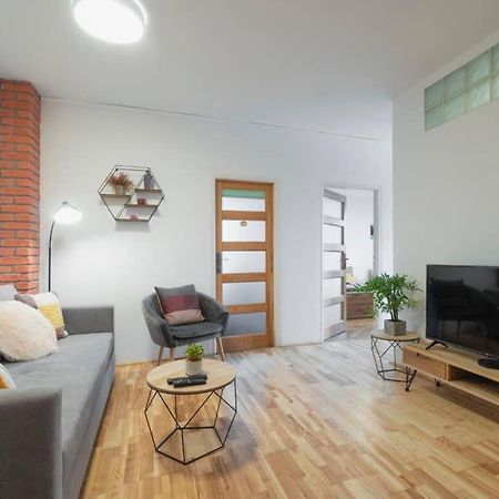 Home In Татранська Штрба Екстер'єр фото